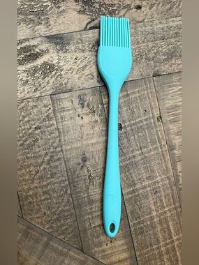 Turquoise Silicone Basting Brush for Cooking and Baking